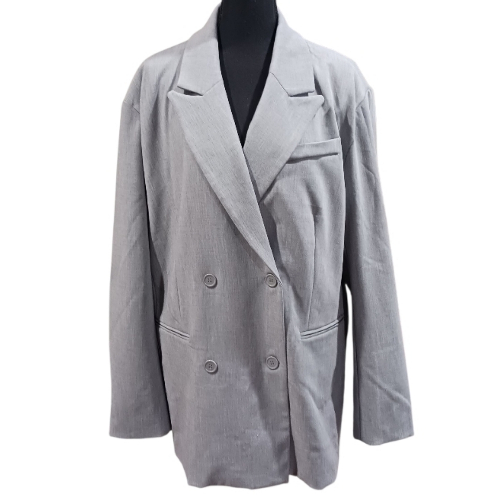 Barneys NY x Forever 21 Slouchy Blazer - Picture 3 of 11